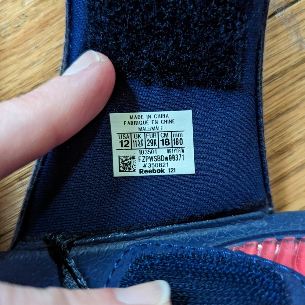 Boy's Reebok Slides - Size 12 - Picture 7 of 7